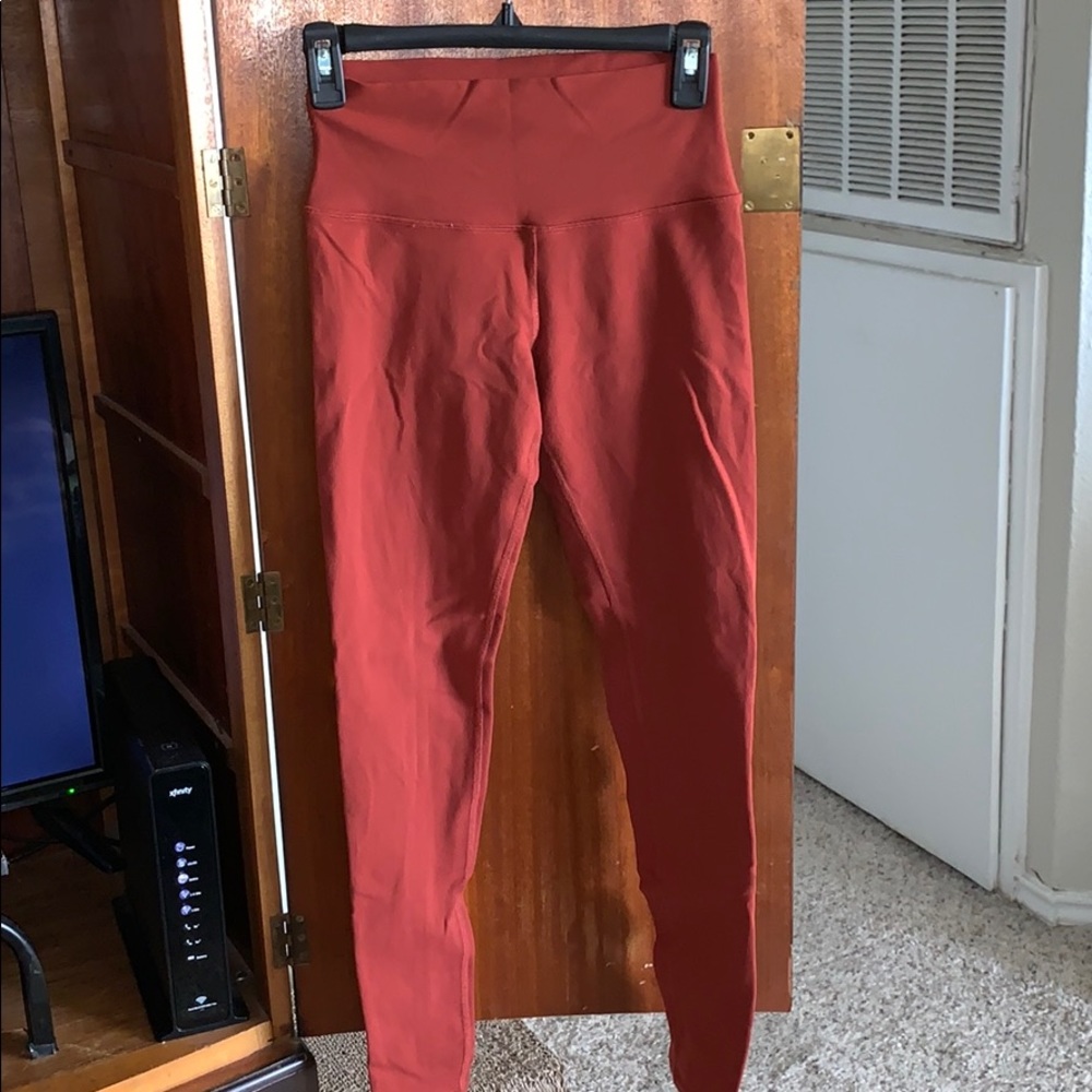 Alo Yoga Leggings